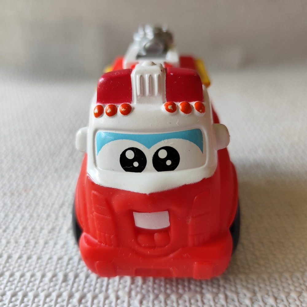 Tonka Chuck Fire Truck- Hasbro Tonka Chuck & Friends 2008